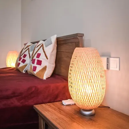 Brand New & Cosy Apartment With A Working Space