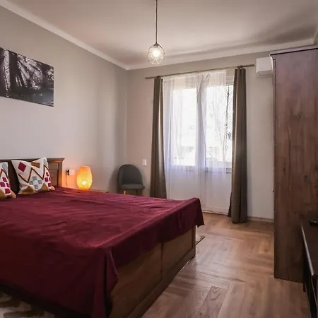 Lägenhet Brand New & Cosy Apartment With A Working Space