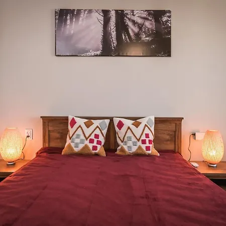 Brand New & Cosy Apartment With A Working Space Apartamento