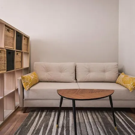 Brand New & Cosy Apartment With A Working Space شقة صوفيا