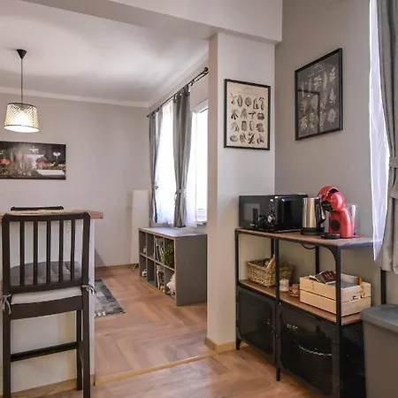 Brand New & Cosy Apartment With A Working Space صوفيا